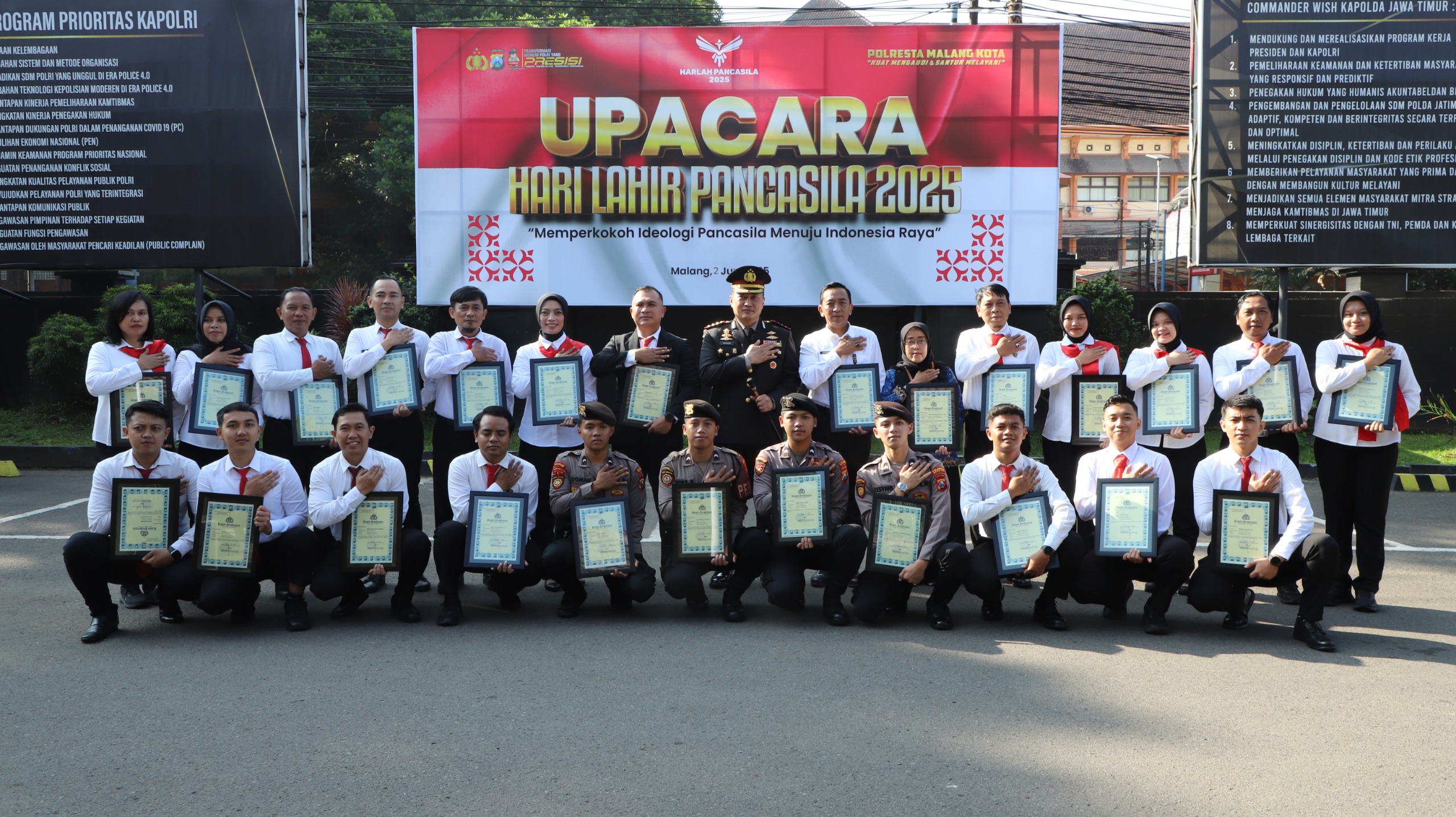 Harlah Pancasila Kapolresta Malang Kota Beri Penghargaan Anggota Berprestasi dan Warga Masyarakat yang Bantu Ungkap TPPO