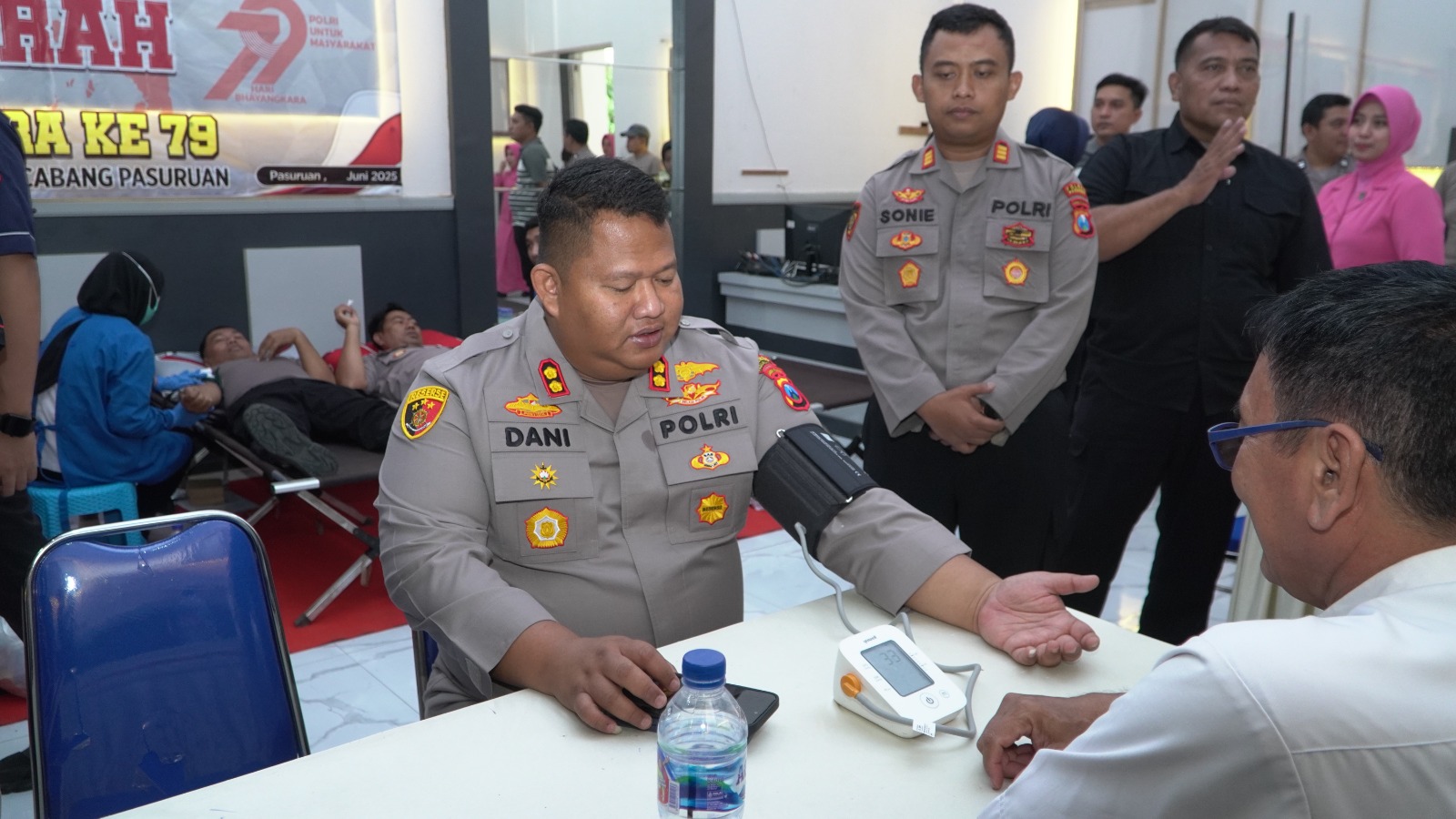 Donor Darah Sambut Hari Bhayangkara ke-79, Polres Pasuruan Libatkan 100 Peserta