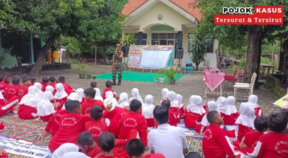 Babinsa Koramil 0817-01/Driyorejo Berikan Pendidikan Bela Negara di UPT SDN 159 Desa Mulung