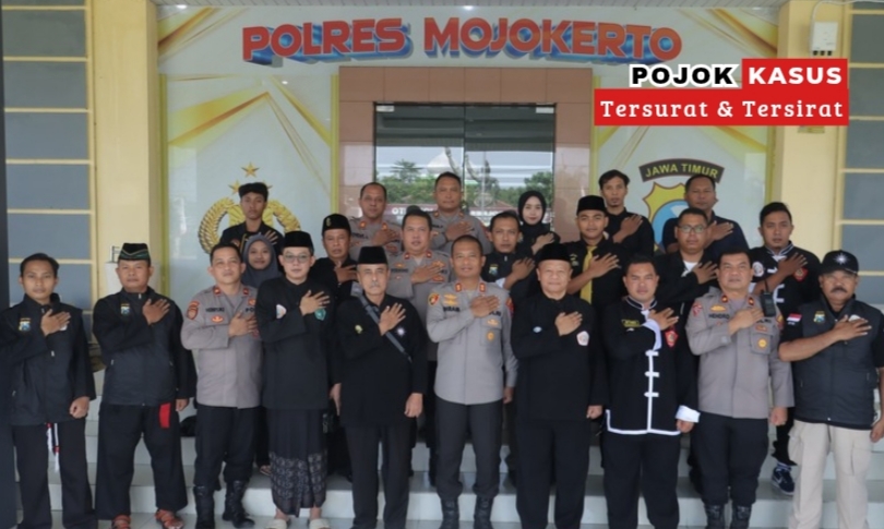 Dikukuhkan Polres Mojokerto Satgas PAM Sentot Prawirodirdjo Siap Jaga Malam Satu Suro