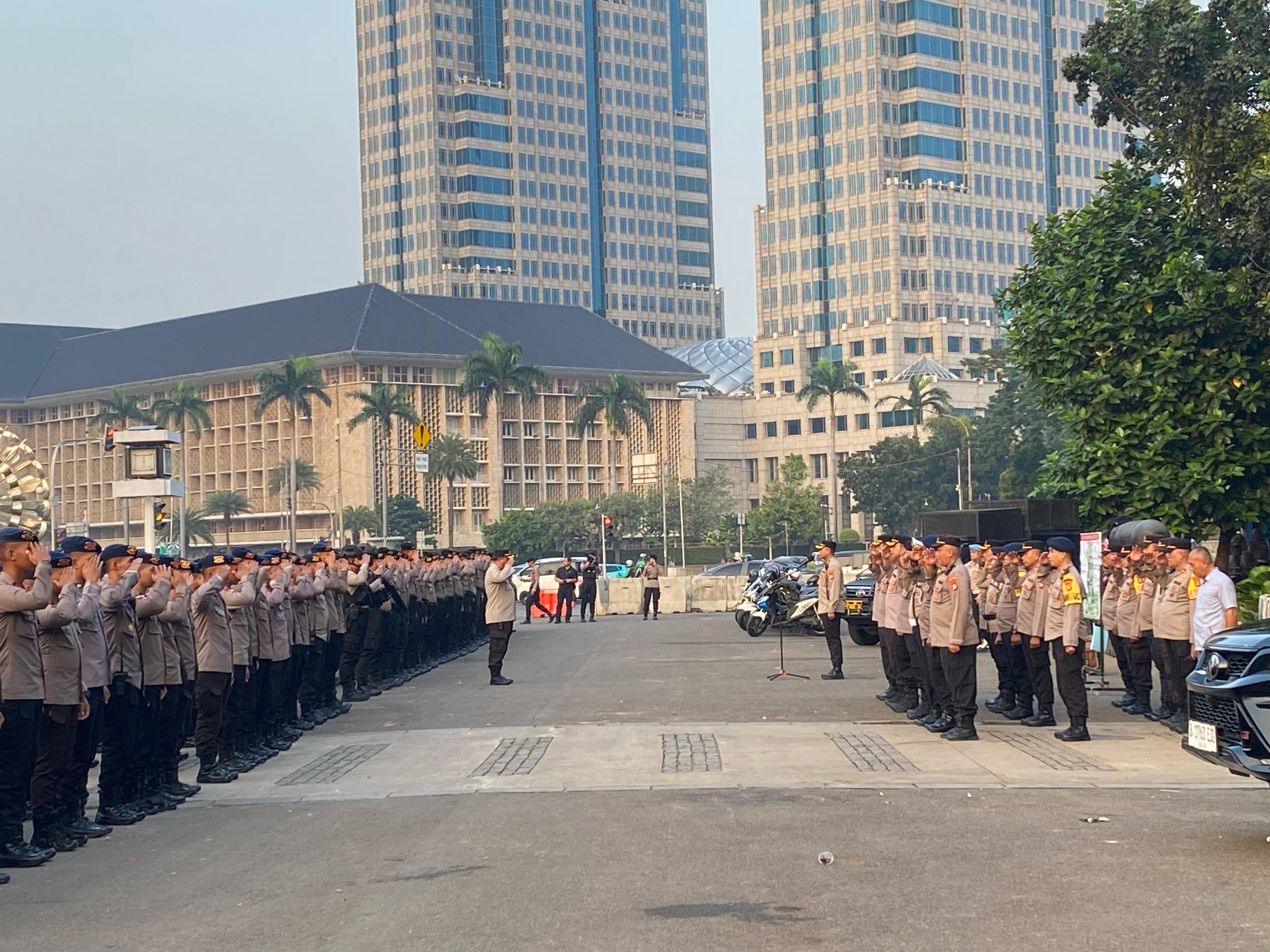 1.632 Polisi dikerahkan Amankan Aksi Ojol di Silang Selatan Monas
