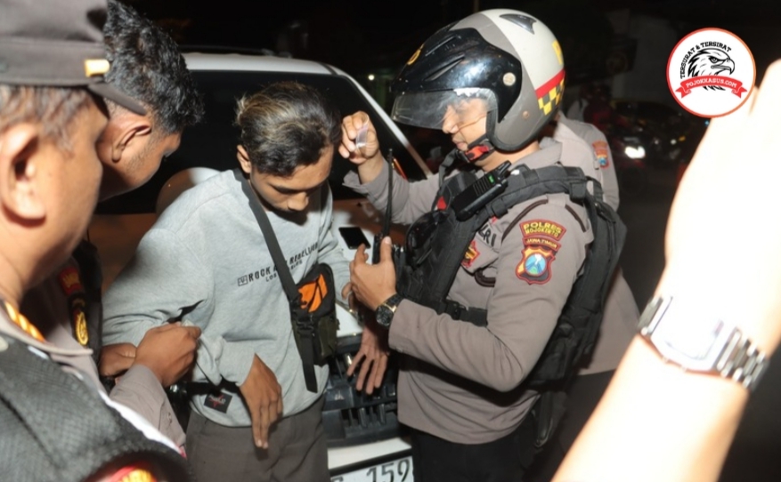 Patroli Malam, Polisi Amankan 3 Pemuda di Mojokerto Diduga Akan Pesta Sabu