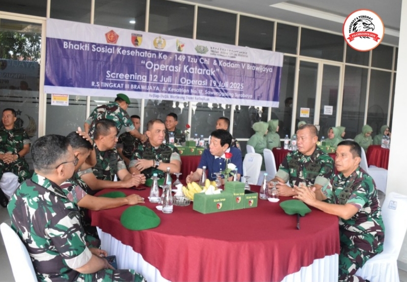 Danrem 084/BJ Hadiri Bakti Sosial Pengobatan Katarak di RS Tk III Brawijaya.