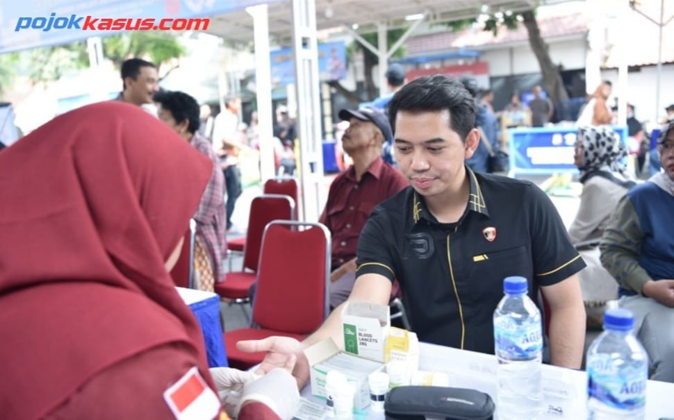 Sambut HUT ke-70 Lalu Lintas Bhayangkara, Polres Gresik Adakan Donor Darah, Cek Kesehatan Gratis, dan Pasar Murah untuk Masyarakat