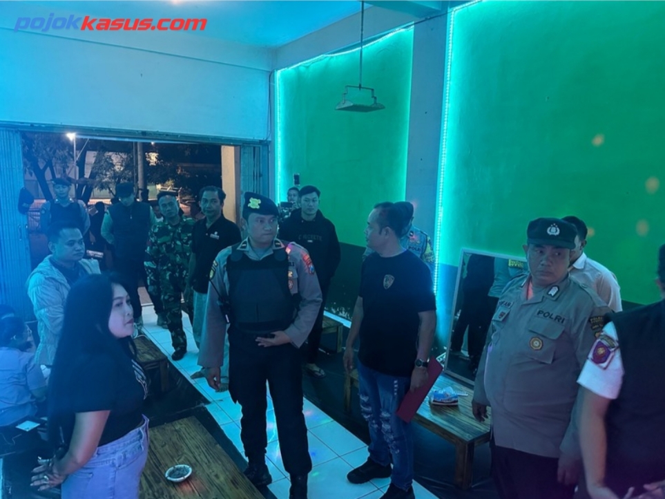 Polres Pasuruan Gelar Patroli Gabungan Antisipasi Peredaran Miras