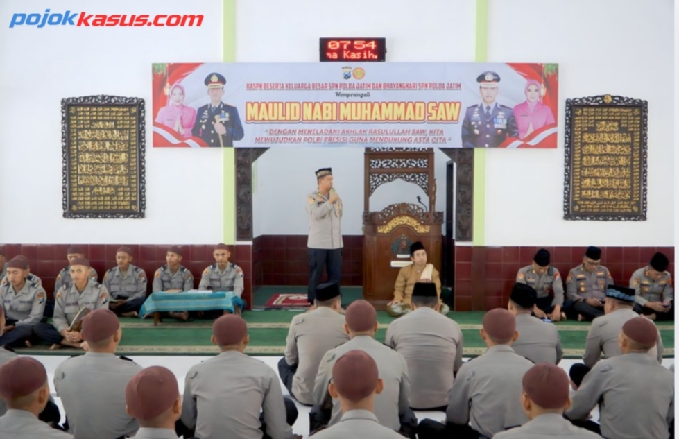 Teladani Akhlak Rasulullah, SPN Polda Jatim Gelar Peringatan Maulid Nabi