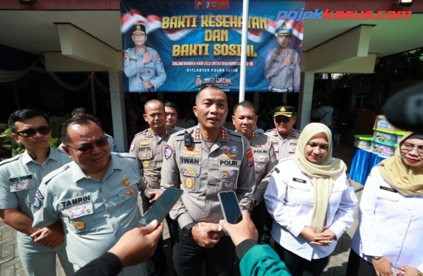 Sambut Hari Lalu Lintas Bhayangkara ke 70, Ditlantas Polda Jatim Gelar Baksos dan Bakkes