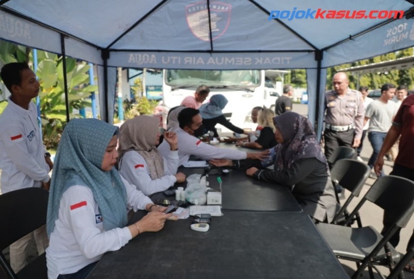 Sambut Hari Lalu Lintas Bhayangkara ke -70 Polres Jember Gelar Baktikes Gratis