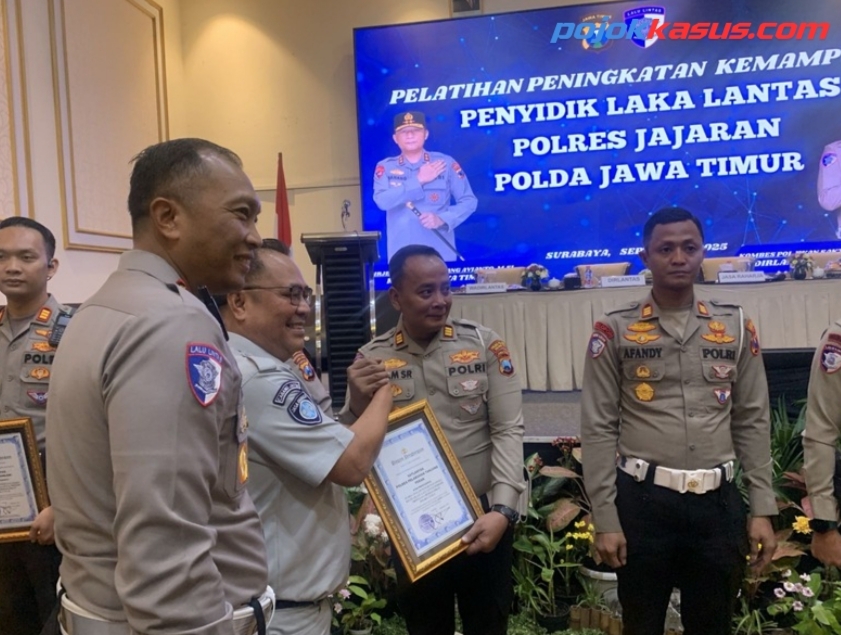Polres Pelabuhan Tanjungperak Berhasil Tekan Angka Lakalantas Hingga 44,6 persen