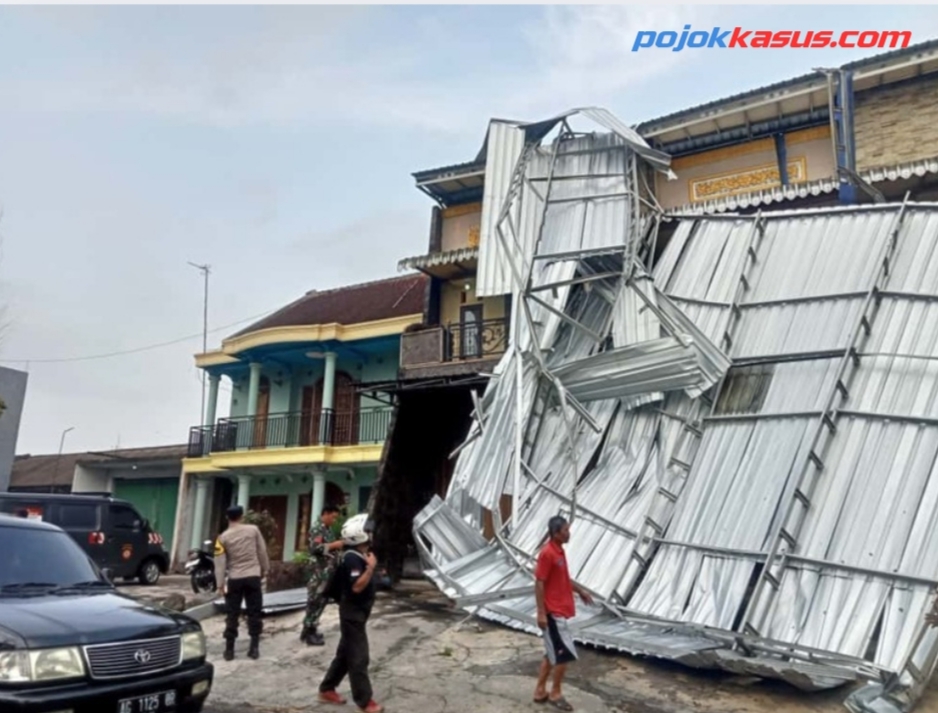 Respons Cepat 110, Polres Malang Tangani Bencana di Kepanjen