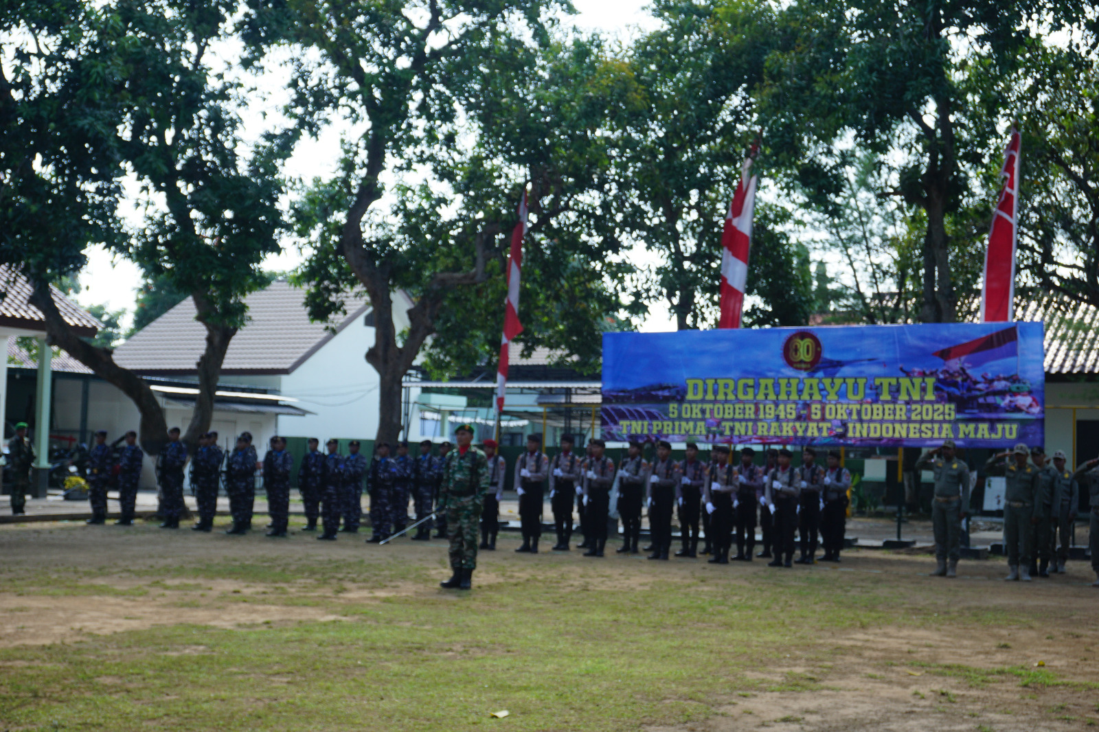 Kodim 0829/Bangkalan Gelar Upacara HUT TNI ke-80 dengan Khidmat dan Meriah