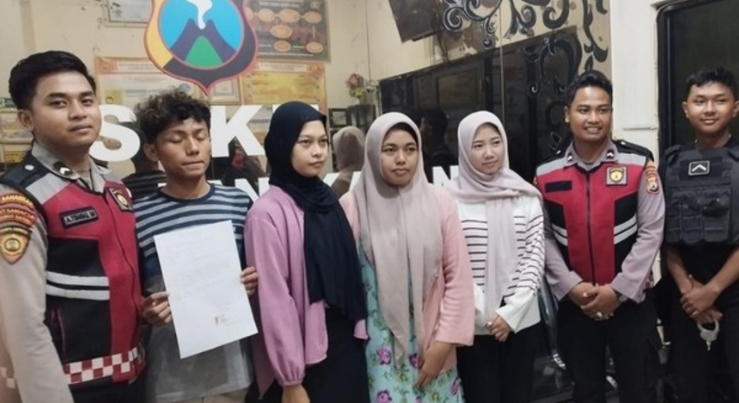 Mahasiswa UTM Menyelinap Ke Kost Putri, Kepergok Warga.