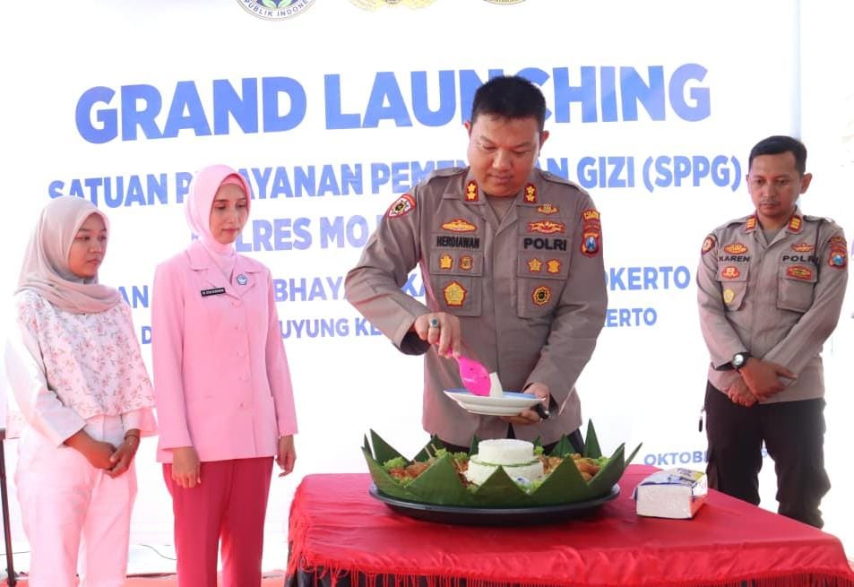 Kapolres Mojokerto Kota Resmikan SPPG Dukung Penuh Program Makan Bergizi Gratis