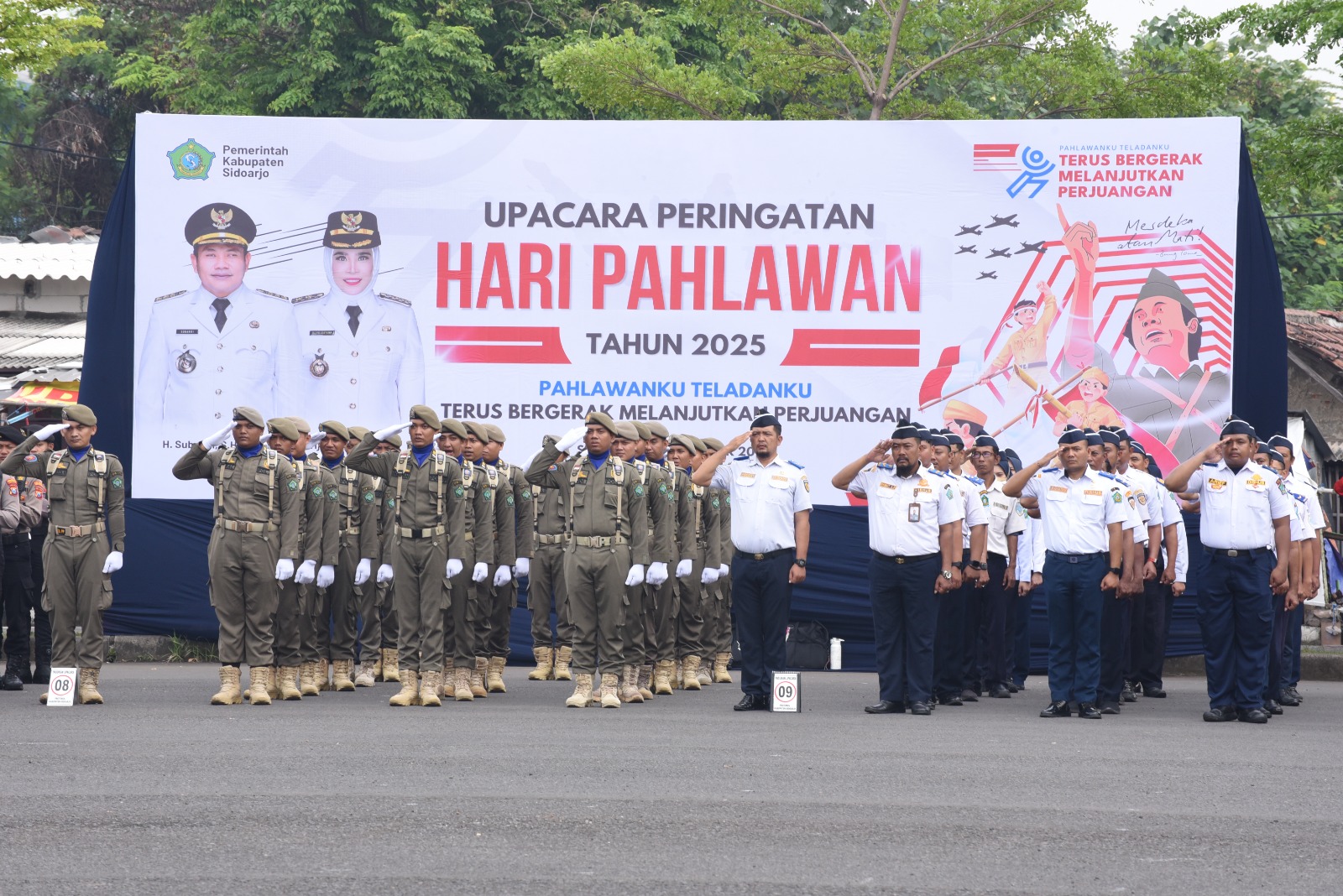 Peringati Hari Pahlawan, Pemkab Sidoarjo Gelar Upacara Bendera