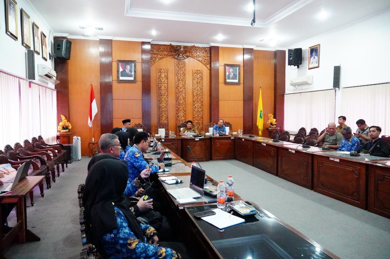 Bupati Subandi Tegaskan Pembangunan Rumah Pompa Kedung Peluk Harus Segera Selesai