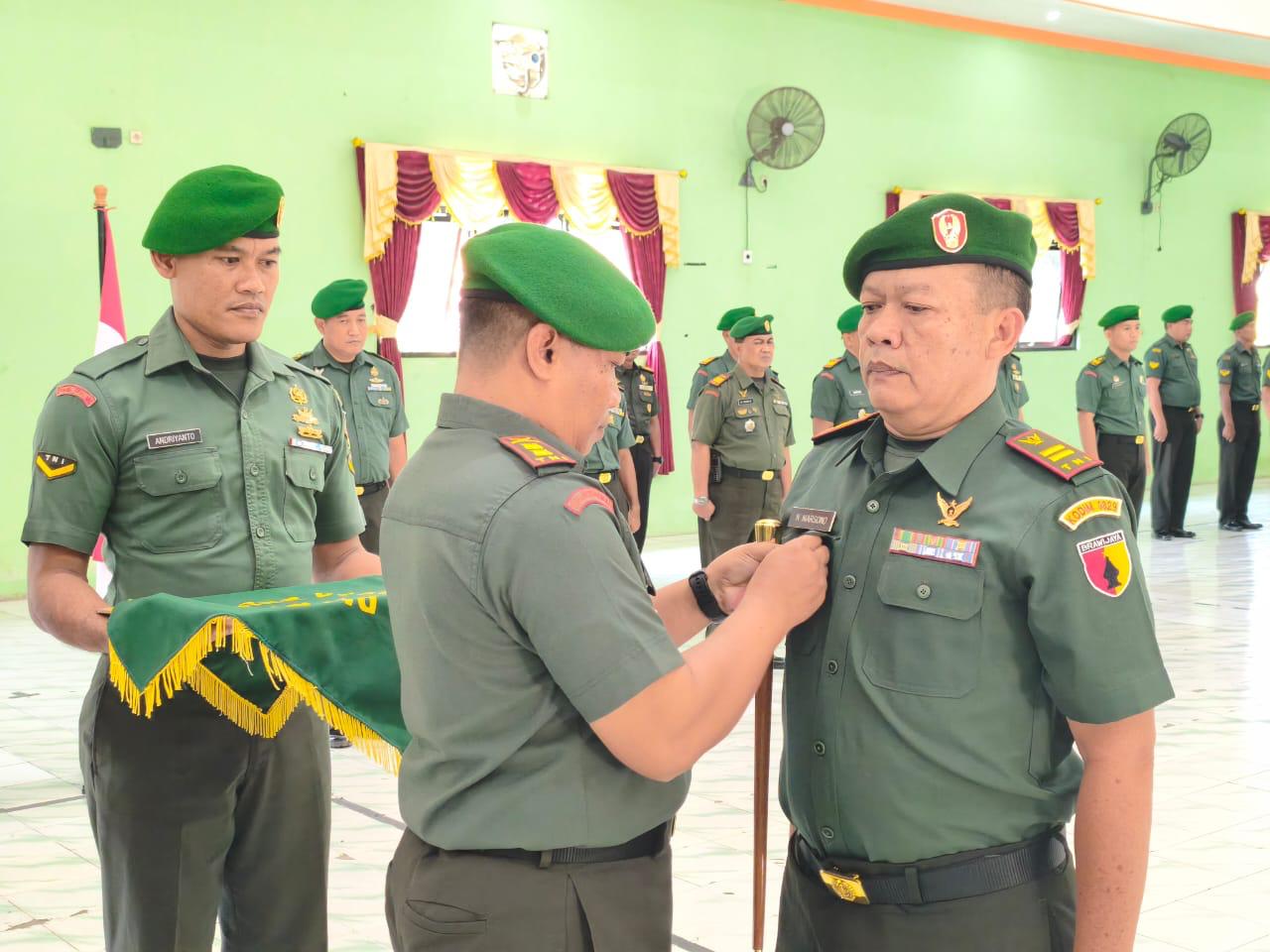 Kodim 0829/Bangkalan Upacara Korps Raport Pindah Satuan dan Sertijab Danramil
