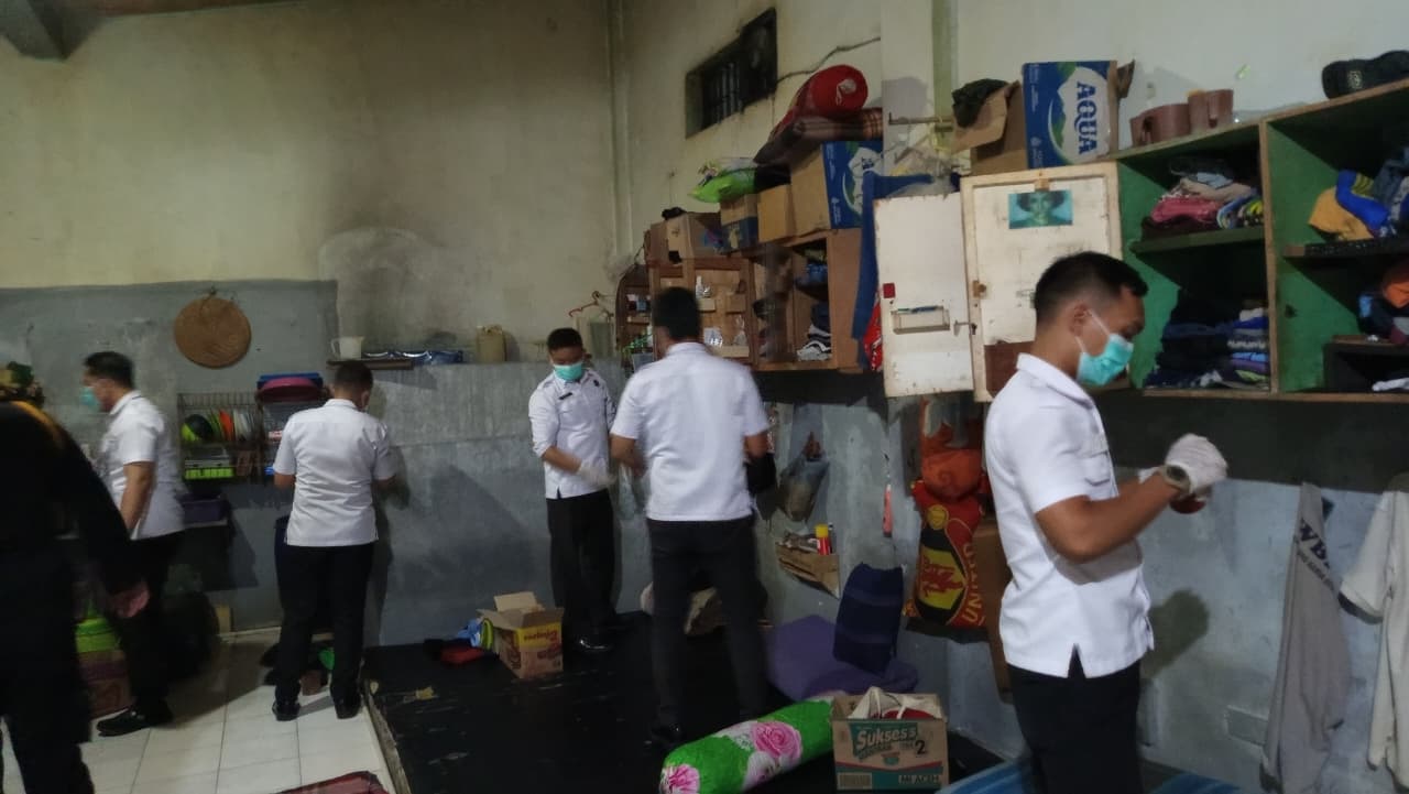 Lapas Kelas IIA Sidoarjo Gelar Razia Akhir Tahun