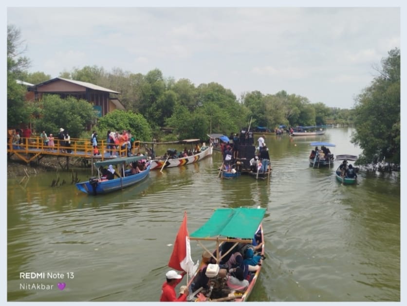 Petik Laut Tambak Cemandi