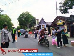 Ratusan Takjil Gratis GMBI Tuban Diserbu Warga