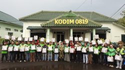 Puluhan Driver Ojol Dapat Bingkisan Lebaran Dari Dandim 0819 Pasuruan