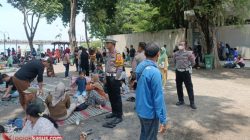 Polres Pelabuhan Tanjungperak Intensifkan Pengamanan di Wisata Pantai Kenjeran Selama Lebaran