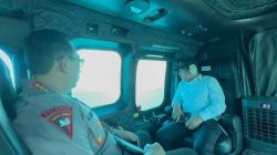 Cek Kesiapan Arus Mudik Pelabuhan Merak, Kapolri, Panglima hingga Menko PMK Patroli Naik Heli