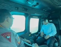 Cek Kesiapan Arus Mudik Pelabuhan Merak, Kapolri, Panglima hingga Menko PMK Patroli Naik Heli