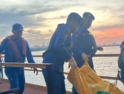 Evakuasi Jasad Lansia 