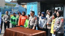 Polwan Satlantas Pasuruan Gelar Kartini Memasak Bersama