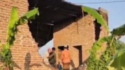 Angin Puting Beliung Rusak Rumah Warga Kraton Pasuruan