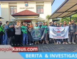 POJOKPAS Tabur Bunga, Doakan Driver Online Korban Kecelakaan