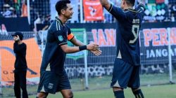 Persekapas Tundukkan Persik Kediri di Stadion Bangil