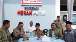Dukung Kebijakan Presiden RI, Bupati Dan Wakil Bupati Mojokerto Ikuti Peresmian Serentak 1.061 KDKMP