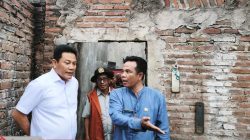 Bupati Subandi Bantu Korban Kebakaran Di Desa Grinting Tulangan Sidoarjo
