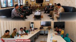 Babinsa Gempol Dukung Pembangunan Jembatan Beton SMKN 1