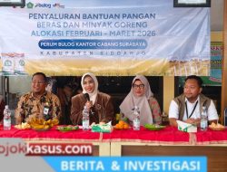 Mimik & Sriatun Salurkan Bantuan Pangan Warga