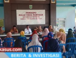 350 Warga Desa Pandean Terima Bantuan Pangan Bulog