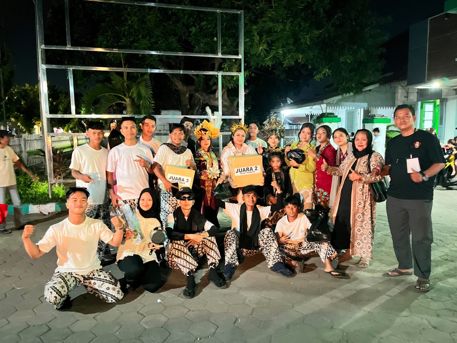 Karnaval Dusun Krajan Makin Meriah, Guntarnik Sabet Dua Juara