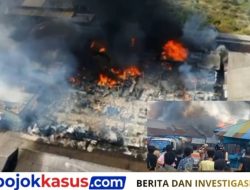Api Mengamuk di Pasar Kepulungan, 300 Kios Habis!