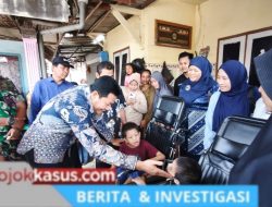 Bantuan Kursi Roda Diserahkan Subandi, Lima Warga Tersenyum