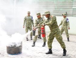 Latihan Gudang Muhandak